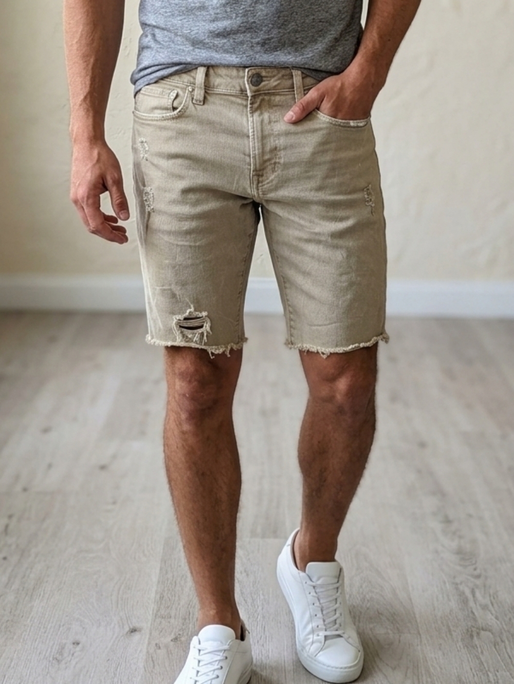 American Eagle Men's Distressed Khaki Denim Cut Off Raw Hem Shorts Size 30